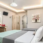 Rania\'S Deluxe Studios